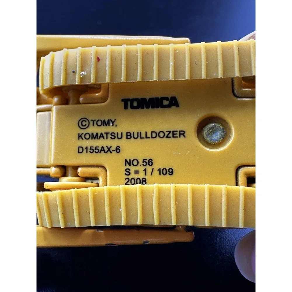Tomica KOMATSU BULLDOZER D155AX-6 Tomy #56 1/109 Scale 2008 Metal Construction
